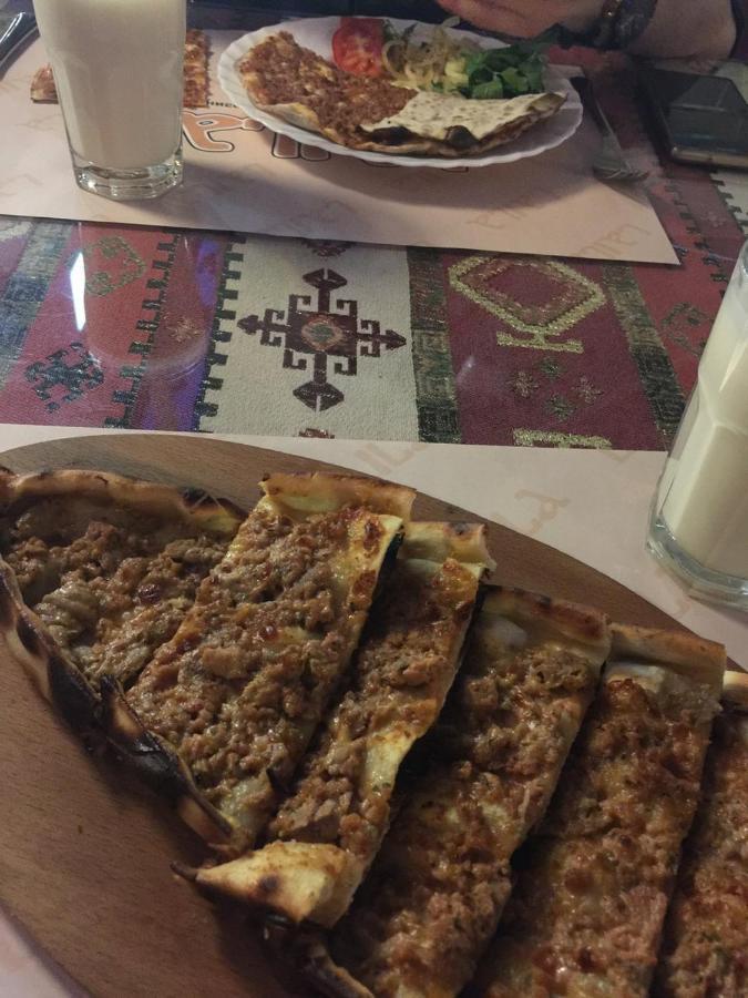 Krovat Na Deribasovskoy Odessa Zewnętrze zdjęcie
