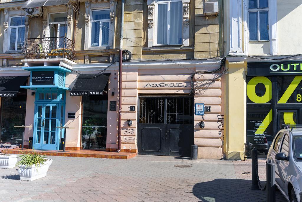 Krovat Na Deribasovskoy Odessa Zewnętrze zdjęcie